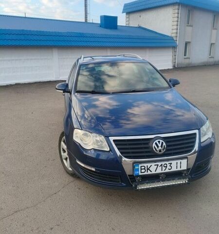 Синій Фольксваген Пассат, об'ємом двигуна 1.4 л та пробігом 260 тис. км за 5700 $, фото 1 на Automoto.ua