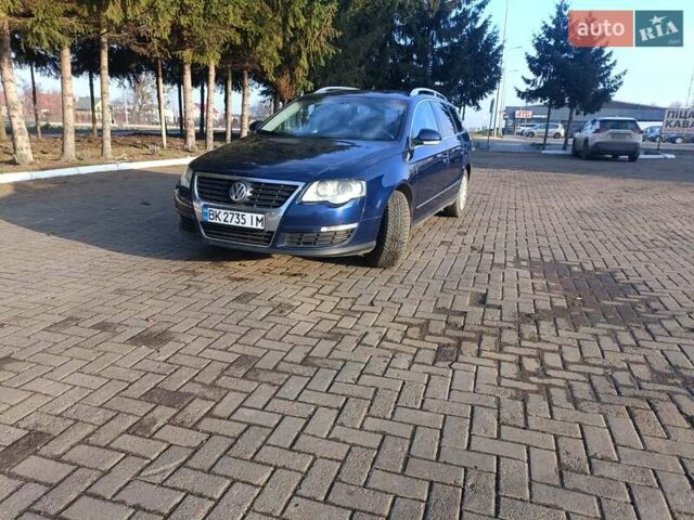 Синій Фольксваген Пассат, об'ємом двигуна 1.4 л та пробігом 316 тис. км за 4900 $, фото 1 на Automoto.ua