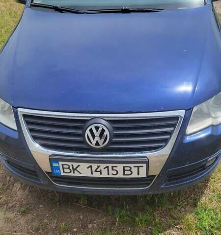 Синій Фольксваген Пассат, об'ємом двигуна 2 л та пробігом 557 тис. км за 5900 $, фото 1 на Automoto.ua