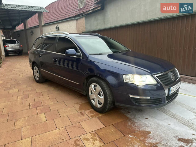 Синий Фольксваген Пассат, объемом двигателя 1.4 л и пробегом 221 тыс. км за 5450 $, фото 1 на Automoto.ua