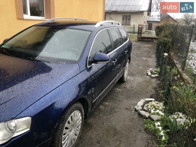 Синій Фольксваген Пассат, об'ємом двигуна 2 л та пробігом 330 тис. км за 8500 $, фото 1 на Automoto.ua
