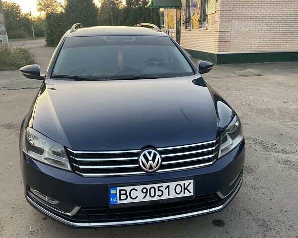 Синий Фольксваген Пассат, объемом двигателя 1.6 л и пробегом 259 тыс. км за 8500 $, фото 1 на Automoto.ua