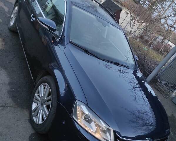 Синий Фольксваген Пассат, объемом двигателя 1.97 л и пробегом 209 тыс. км за 10400 $, фото 1 на Automoto.ua