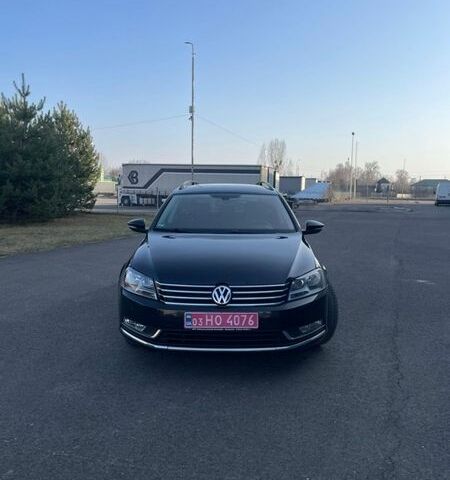 Синий Фольксваген Пассат, объемом двигателя 2 л и пробегом 324 тыс. км за 9999 $, фото 1 на Automoto.ua