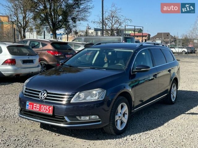 Синий Фольксваген Пассат, объемом двигателя 2 л и пробегом 272 тыс. км за 8200 $, фото 1 на Automoto.ua