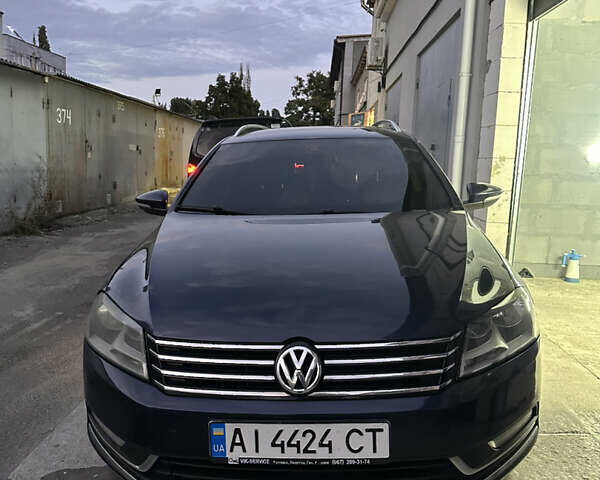 Синий Фольксваген Пассат, объемом двигателя 1.4 л и пробегом 380 тыс. км за 8800 $, фото 1 на Automoto.ua