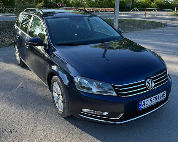 Синий Фольксваген Пассат, объемом двигателя 1.97 л и пробегом 266 тыс. км за 9199 $, фото 1 на Automoto.ua