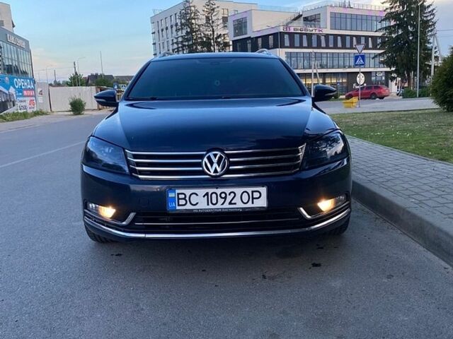 Синий Фольксваген Пассат, объемом двигателя 1.97 л и пробегом 282 тыс. км за 11800 $, фото 1 на Automoto.ua