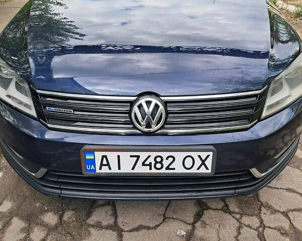 Синий Фольксваген Пассат, объемом двигателя 1.6 л и пробегом 284 тыс. км за 8500 $, фото 1 на Automoto.ua