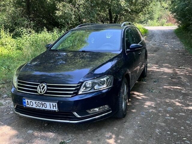 Синий Фольксваген Пассат, объемом двигателя 1.39 л и пробегом 260 тыс. км за 7500 $, фото 1 на Automoto.ua