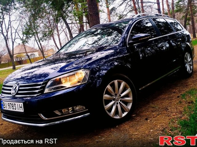 Синий Фольксваген Пассат, объемом двигателя 1.6 л и пробегом 275 тыс. км за 10000 $, фото 1 на Automoto.ua