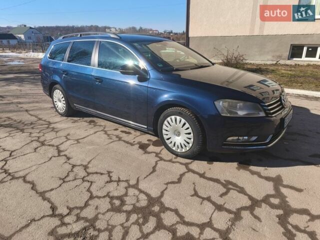 Синий Фольксваген Пассат, объемом двигателя 1.97 л и пробегом 214 тыс. км за 12750 $, фото 1 на Automoto.ua