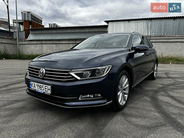 Синій Фольксваген Пассат, об'ємом двигуна 1.97 л та пробігом 169 тис. км за 17200 $, фото 1 на Automoto.ua