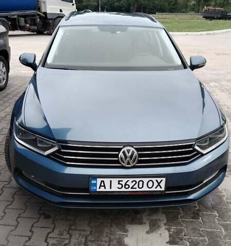 Синій Фольксваген Пассат, об'ємом двигуна 2 л та пробігом 264 тис. км за 17500 $, фото 1 на Automoto.ua