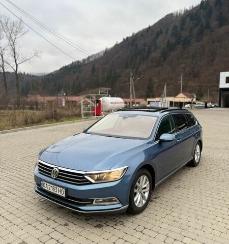 Синий Фольксваген Пассат, объемом двигателя 1.6 л и пробегом 317 тыс. км за 11999 $, фото 1 на Automoto.ua