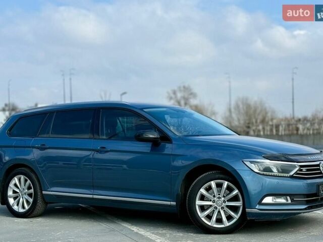 Синий Фольксваген Пассат, объемом двигателя 2 л и пробегом 197 тыс. км за 13500 $, фото 1 на Automoto.ua