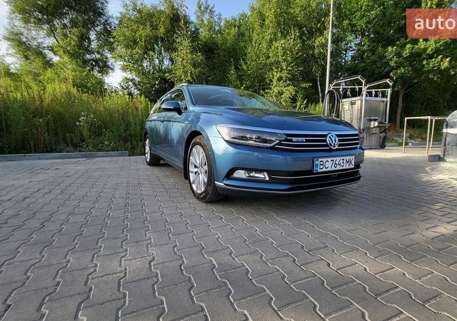 Синій Фольксваген Пассат, об'ємом двигуна 1.97 л та пробігом 174 тис. км за 27000 $, фото 1 на Automoto.ua