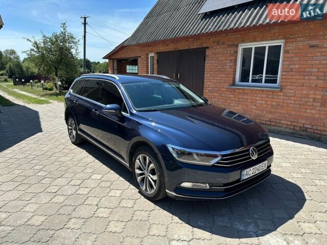 Синий Фольксваген Пассат, объемом двигателя 1.97 л и пробегом 297 тыс. км за 17500 $, фото 1 на Automoto.ua