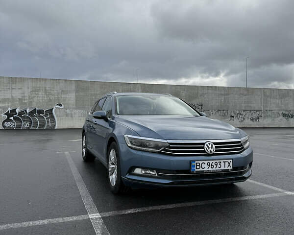 Фольксваген Пассат 2017 в Львове на Automoto.ua Синий Фольксваген Пассат, объемом двигателя 1.97 л и пробегом 217 тыс. км за 15800 $, фото 1 на Automoto.ua