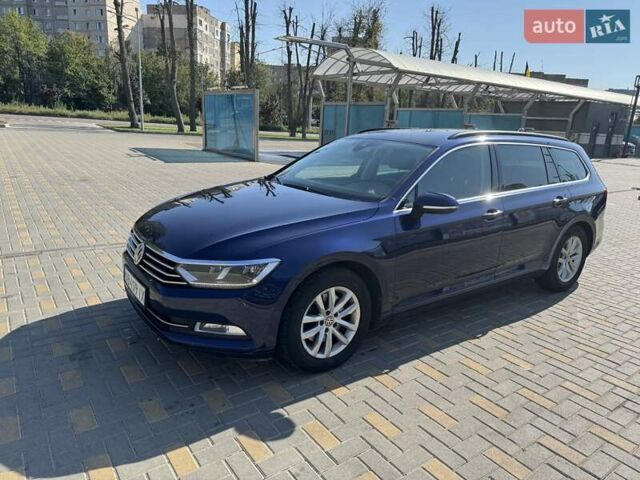 Синий Фольксваген Пассат, объемом двигателя 1.97 л и пробегом 254 тыс. км за 18000 $, фото 1 на Automoto.ua