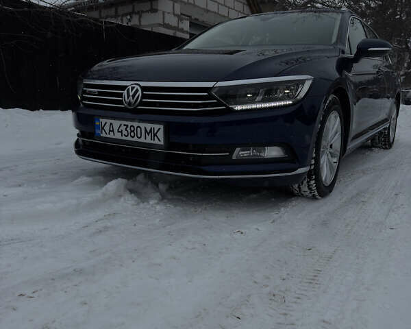 Синій Фольксваген Пассат, об'ємом двигуна 1.97 л та пробігом 219 тис. км за 22000 $, фото 1 на Automoto.ua