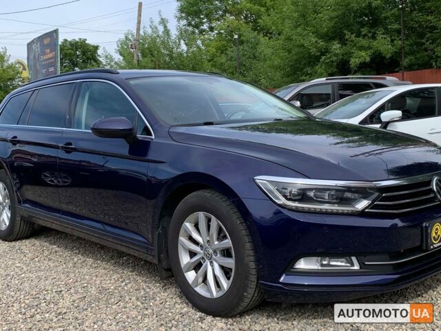 Синий Фольксваген Пассат, объемом двигателя 2 л и пробегом 250 тыс. км за 16200 $, фото 1 на Automoto.ua