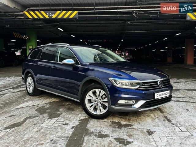 Синій Фольксваген Пассат, об'ємом двигуна 1.98 л та пробігом 142 тис. км за 22990 $, фото 1 на Automoto.ua