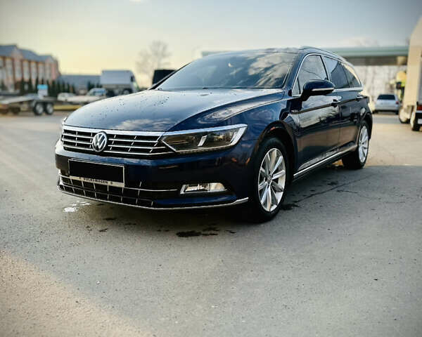 Синій Фольксваген Пассат, об'ємом двигуна 2 л та пробігом 134 тис. км за 19500 $, фото 1 на Automoto.ua