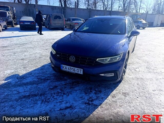 Синій Фольксваген Пассат, об'ємом двигуна 2 л та пробігом 19200 тис. км за 25500 $, фото 1 на Automoto.ua