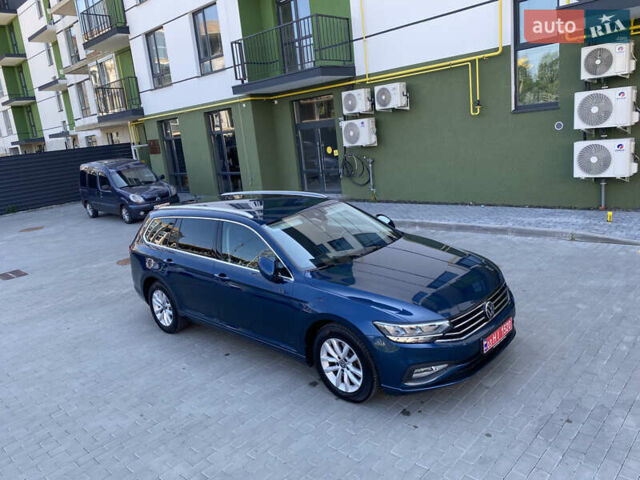 Синий Фольксваген Пассат, объемом двигателя 2 л и пробегом 244 тыс. км за 20193 $, фото 1 на Automoto.ua