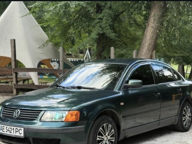 Фольксваген Пассат 1998 в Краматорске на Automoto.ua Зеленый Фольксваген Пассат, объемом двигателя 1.6 л и пробегом 415 тыс. км за 3400 $, фото 1 на Automoto.ua