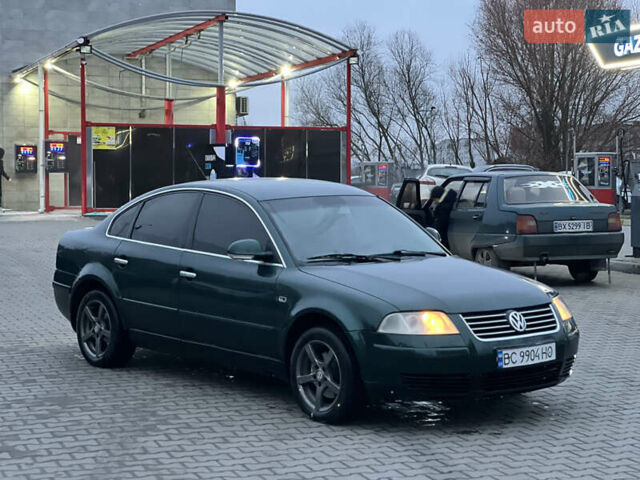 Зеленый Фольксваген Пассат, объемом двигателя 1.98 л и пробегом 300 тыс. км за 2850 $, фото 1 на Automoto.ua