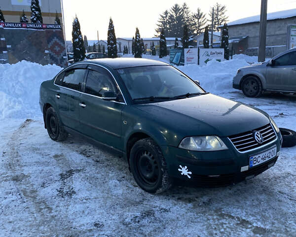 Зеленый Фольксваген Пассат, объемом двигателя 1.9 л и пробегом 320 тыс. км за 2299 $, фото 1 на Automoto.ua