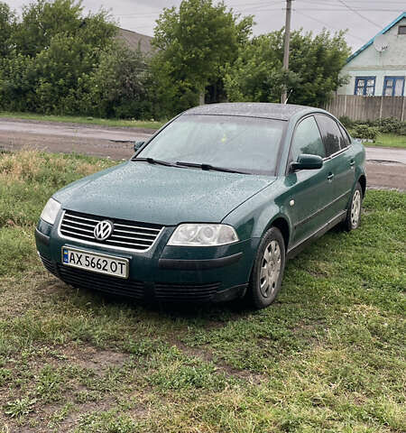 Зелений Фольксваген Пассат, об'ємом двигуна 2 л та пробігом 395 тис. км за 3800 $, фото 1 на Automoto.ua
