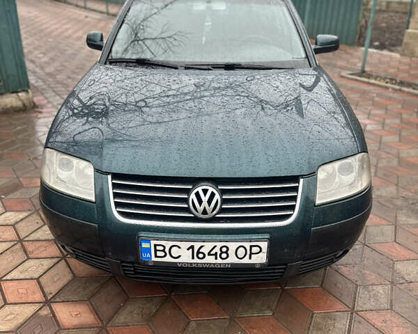 Зелений Фольксваген Пассат, об'ємом двигуна 1.8 л та пробігом 250 тис. км за 3400 $, фото 1 на Automoto.ua