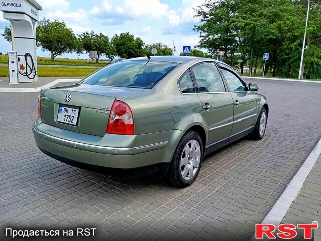 Зеленый Фольксваген Пассат, объемом двигателя 2.8 л и пробегом 256 тыс. км за 3700 $, фото 1 на Automoto.ua