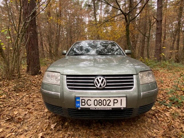 Зеленый Фольксваген Пассат, объемом двигателя 1.8 л и пробегом 195 тыс. км за 3500 $, фото 1 на Automoto.ua