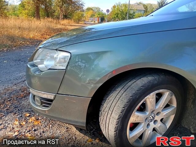 Зелений Фольксваген Пассат, об'ємом двигуна 2 л та пробігом 228 тис. км за 5700 $, фото 1 на Automoto.ua