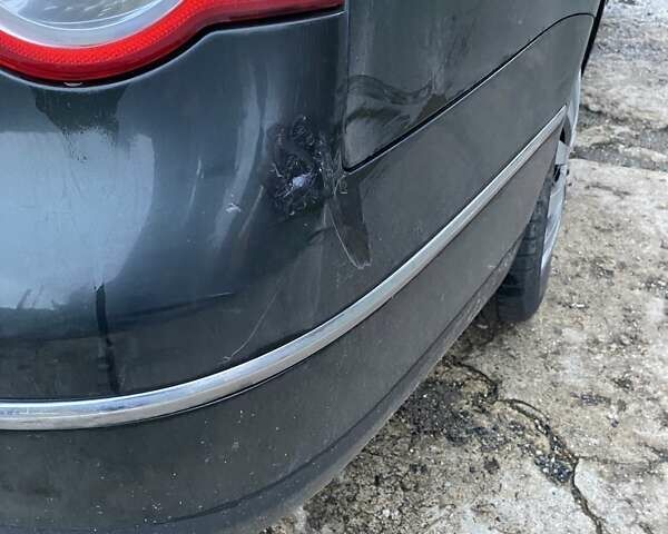 Зеленый Фольксваген Пассат, объемом двигателя 2 л и пробегом 327 тыс. км за 6000 $, фото 1 на Automoto.ua