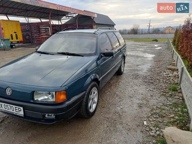 Зеленый Фольксваген Пассат, объемом двигателя 1.6 л и пробегом 265 тыс. км за 2200 $, фото 1 на Automoto.ua