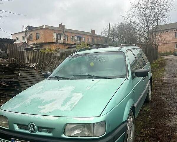Зеленый Фольксваген Пассат, объемом двигателя 2.8 л и пробегом 400 тыс. км за 1100 $, фото 1 на Automoto.ua