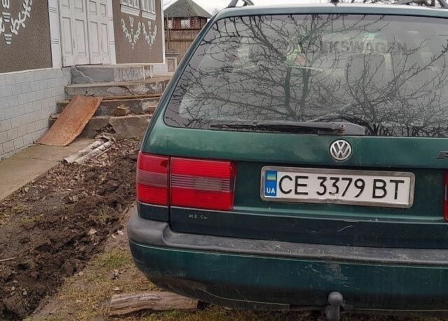 Зелений Фольксваген Пассат, об'ємом двигуна 1.9 л та пробігом 300 тис. км за 1405 $, фото 1 на Automoto.ua