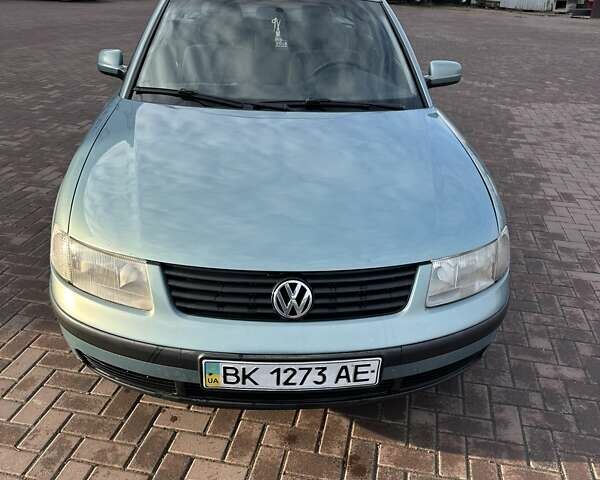 Зелений Фольксваген Пассат, об'ємом двигуна 1.8 л та пробігом 339 тис. км за 4350 $, фото 1 на Automoto.ua