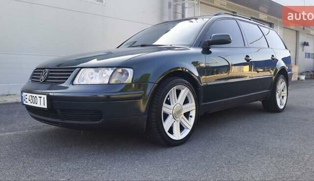 Зеленый Фольксваген Пассат, объемом двигателя 2.8 л и пробегом 305 тыс. км за 5200 $, фото 1 на Automoto.ua