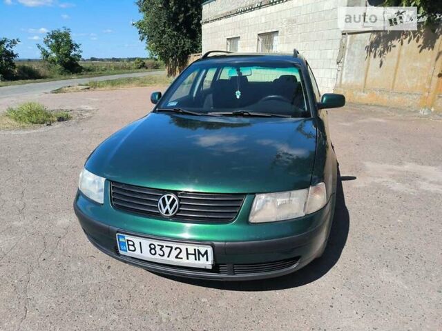 Зеленый Фольксваген Пассат, объемом двигателя 2 л и пробегом 370 тыс. км за 3800 $, фото 1 на Automoto.ua