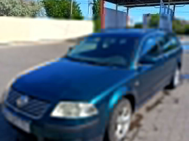 Зелений Фольксваген Пассат, об'ємом двигуна 2 л та пробігом 338 тис. км за 3800 $, фото 1 на Automoto.ua