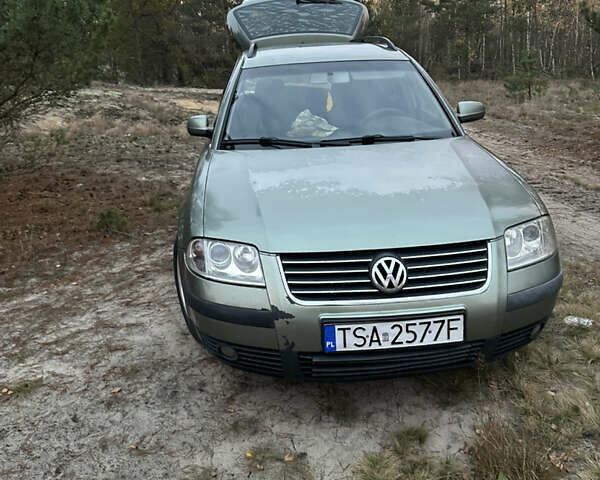 Зелений Фольксваген Пассат, об'ємом двигуна 1.9 л та пробігом 425 тис. км за 2200 $, фото 1 на Automoto.ua