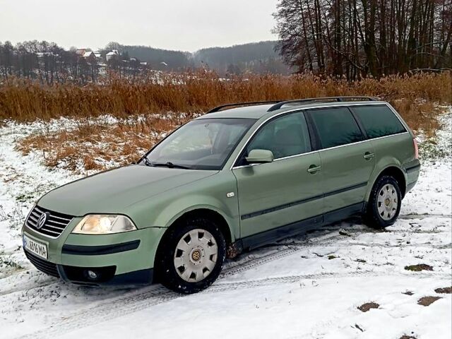 Зелений Фольксваген Пассат, об'ємом двигуна 1.8 л та пробігом 385 тис. км за 4200 $, фото 1 на Automoto.ua