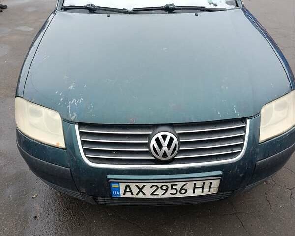 Зеленый Фольксваген Пассат, объемом двигателя 1.6 л и пробегом 319 тыс. км за 3500 $, фото 1 на Automoto.ua