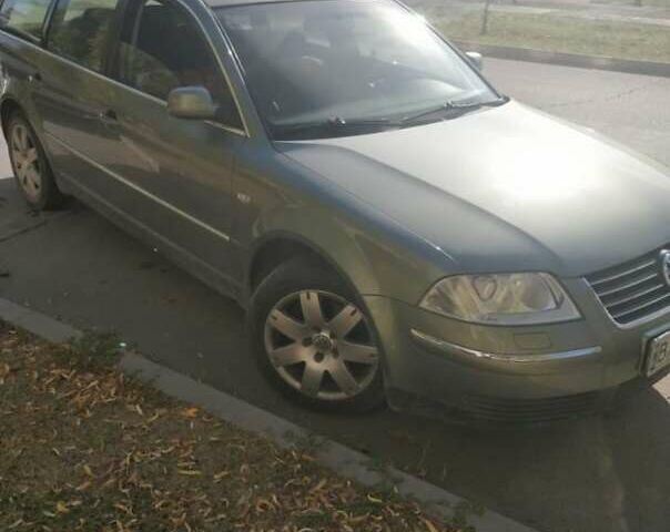 Зеленый Фольксваген Пассат, объемом двигателя 1.8 л и пробегом 280 тыс. км за 5500 $, фото 1 на Automoto.ua